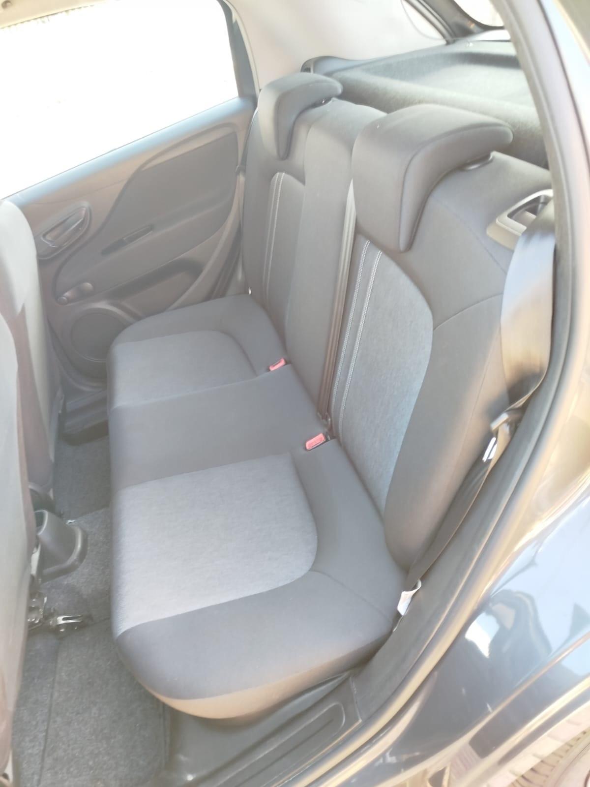 Fiat Punto 1.2 8V 5 porte Lounge