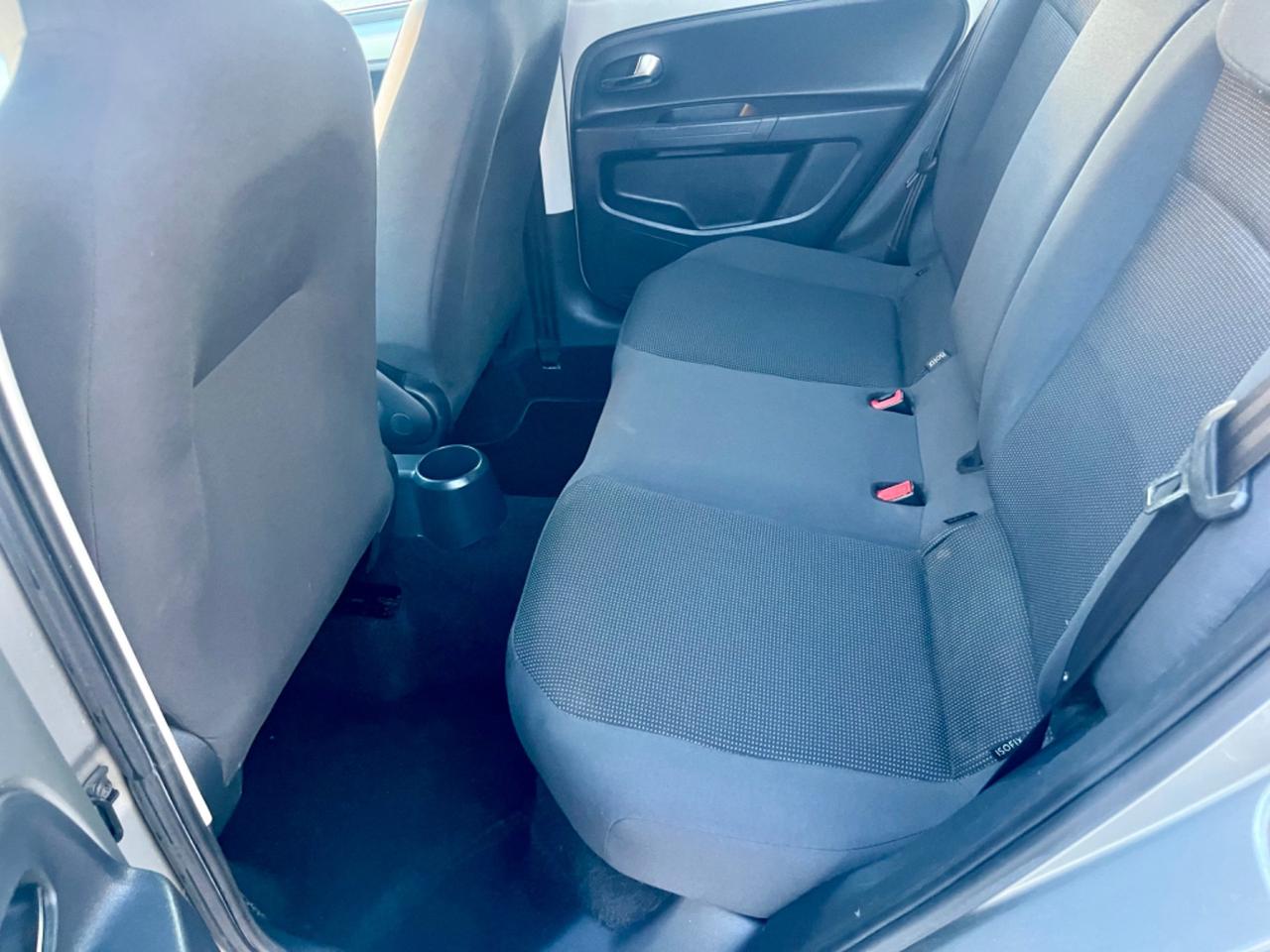 VW Up 1.0benz 2013 153.000km cambio automatico perfetta