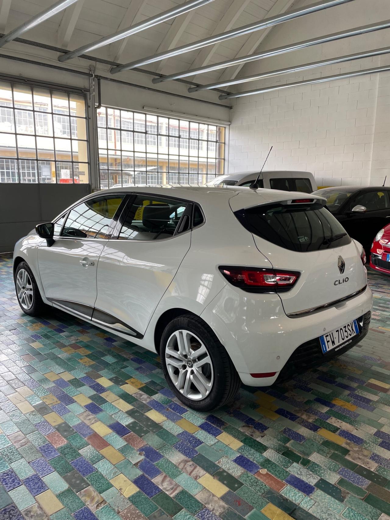 Renault Clio 1.5 dCi 8V 90 CV Moschino