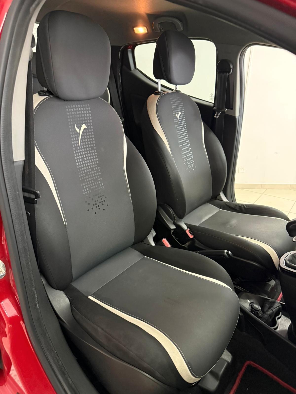 Lancia Ypsilon 1.2 69 CV 5 porte GPL Ecochic Gold