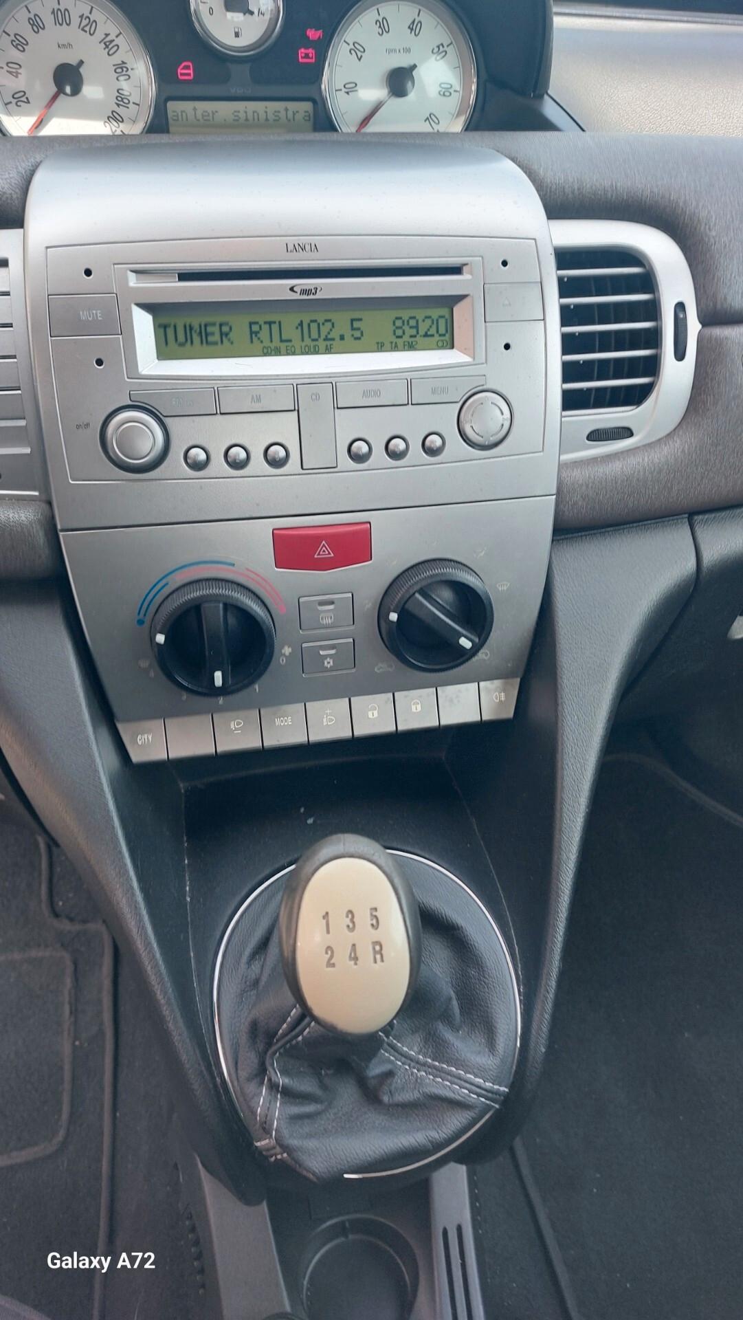 Lancia Ypsilon 1.2 69 CV Diva