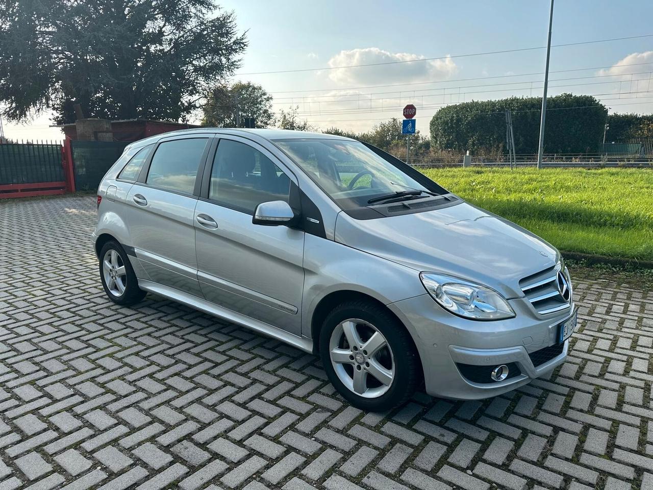 Mercedes-benz B 180 B 180 BlueEFFICIENCY Executive