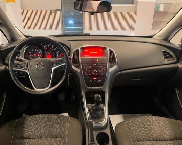 Opel Astra 1.4 Turbo 120CV Sports Tourer Cosmo
