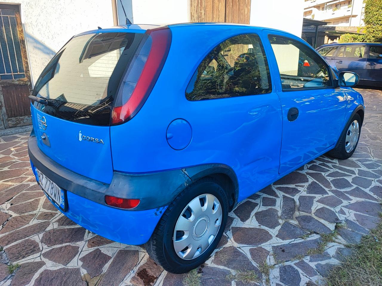 Opel Corsa 1.0i benzina euro 4 neopatentati
