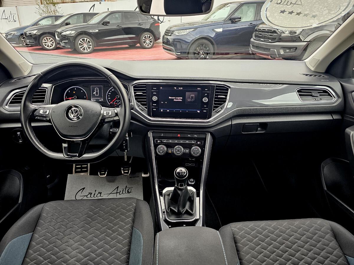 Volkswagen T-Roc 1.6 TDI SCR Business BlueMotion Tech. IQ LIGHT