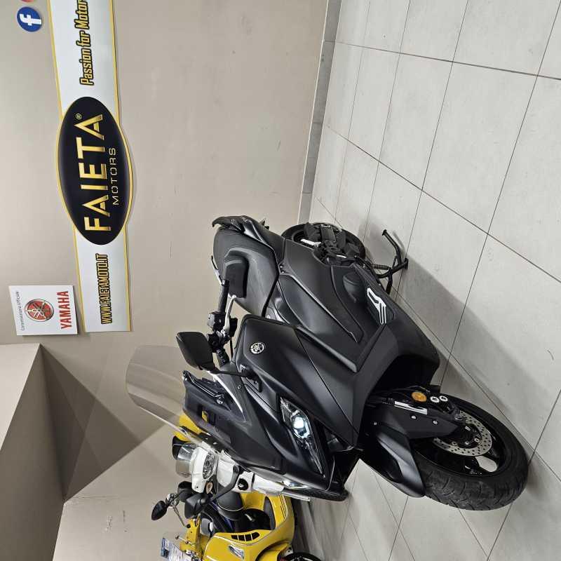 Yamaha T-Max 560 - 2022