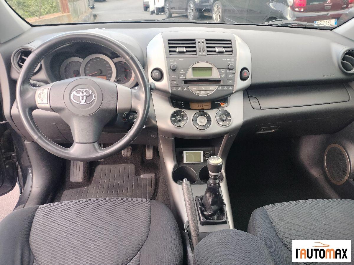 TOYOTA RAV4 2.2 d-4d 136cv