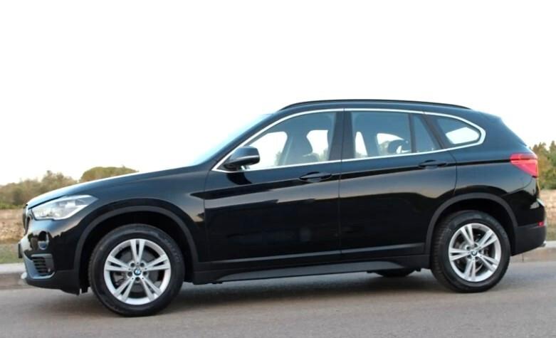 Bmw X1 sDrive 18d Aut. *LUCI AMBIENTE