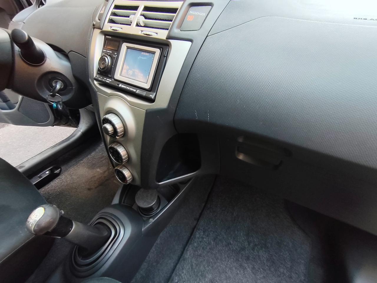 Toyota Yaris 1.4 D-4D 5 porte Navi 2008 leggi