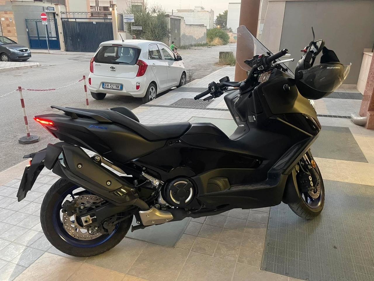 Yamaha T Max 560