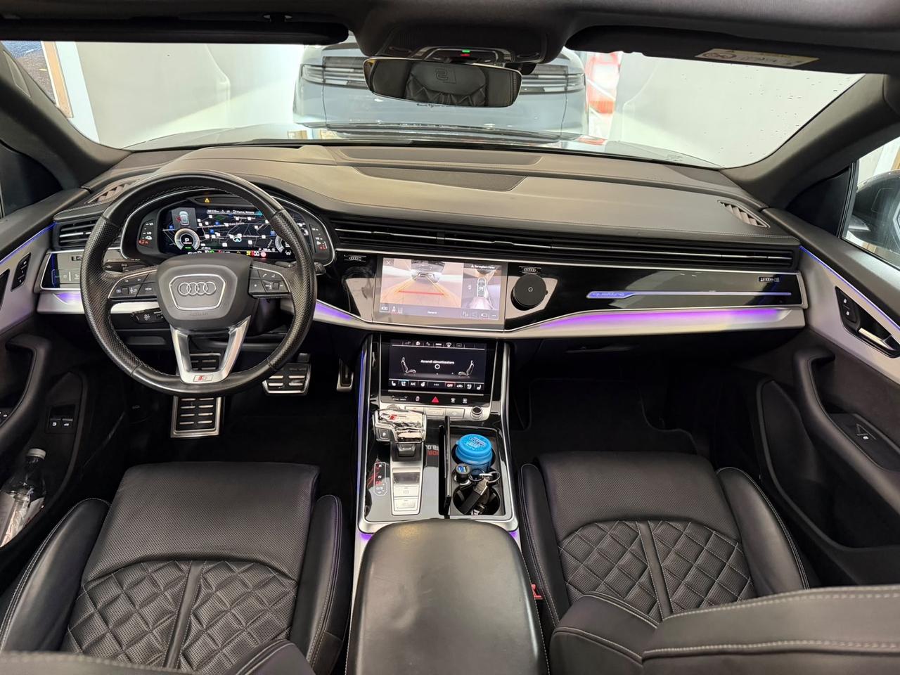 Audi Q8 55 TFSI quattro tiptronic Sport
