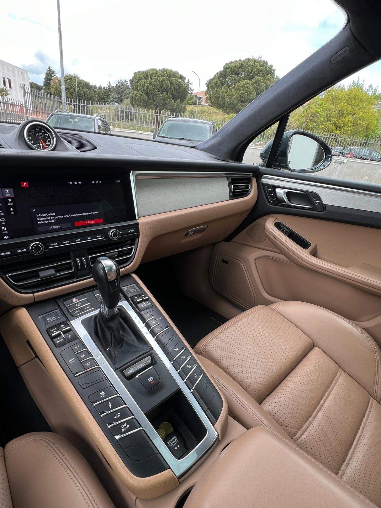 Porsche Macan TURBO IVA ESPOSTA