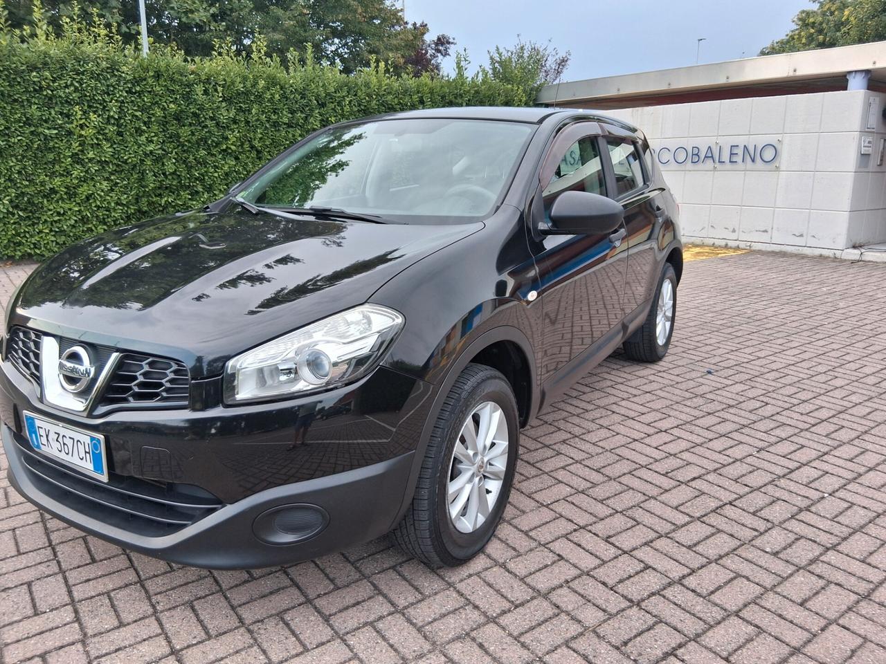 Nissan Qashqai 1.5 dCi DPF Tekna..KM 163 000..NEOPATENTATI. CELL 320 147 1147 WUATSAPP..3276540940