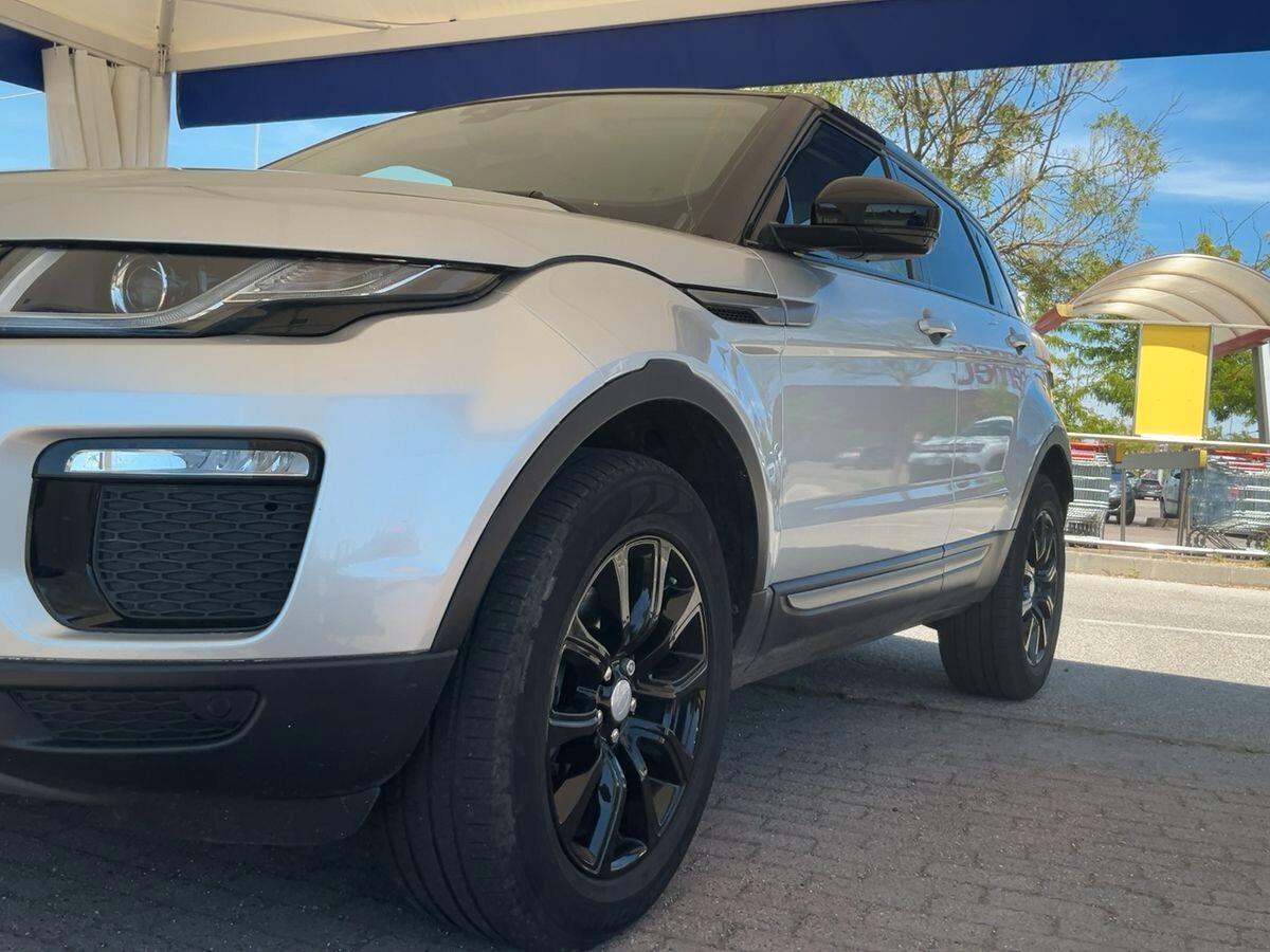 Land Rover Range Evoque 2.0 TD4 180 CV 5p. SE