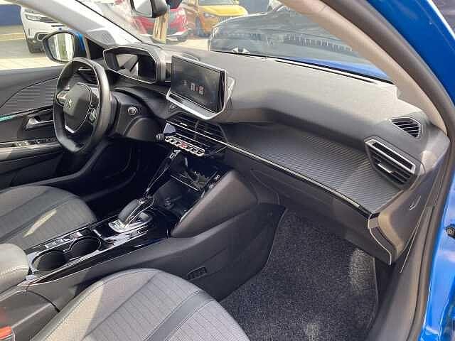 Peugeot 208 motore elettrico 136 CV 5 porte Allure