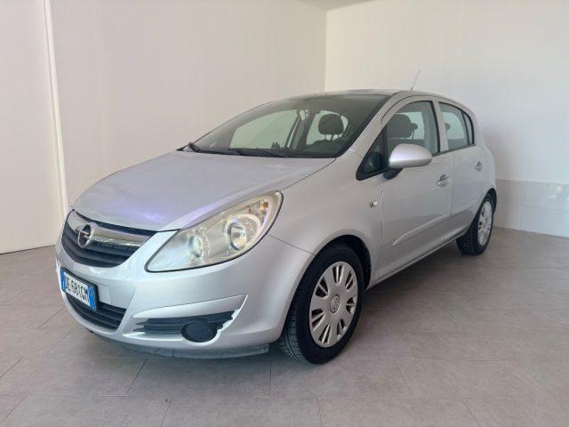 OPEL Corsa 1.2 5 porte Cosmo