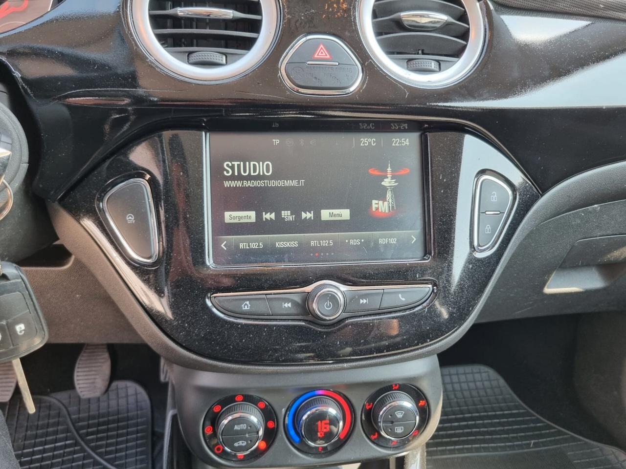 Opel Adam 1,2 Benzina Sport