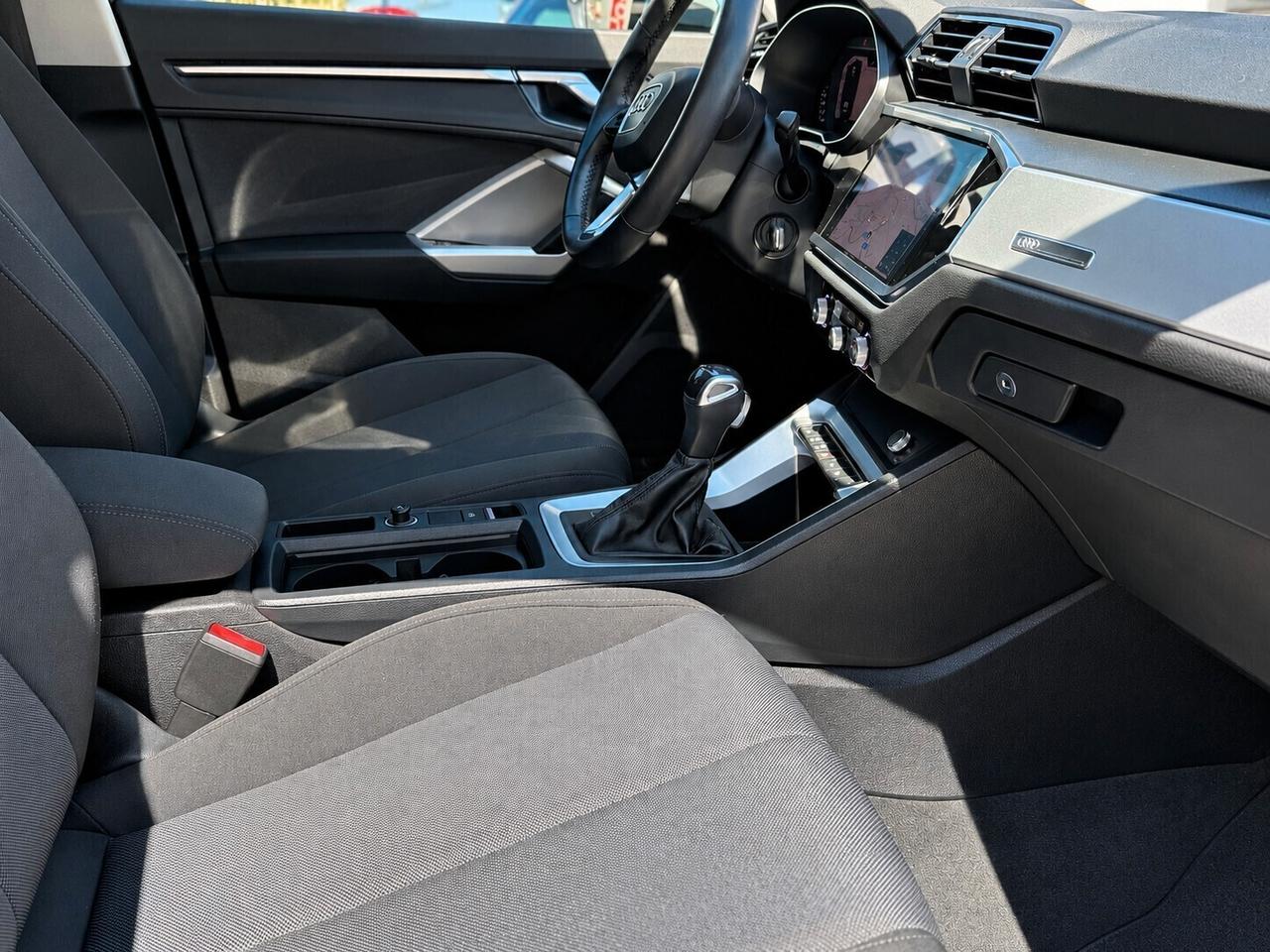 Audi Q3 35 TDI S tronic Business Advanced