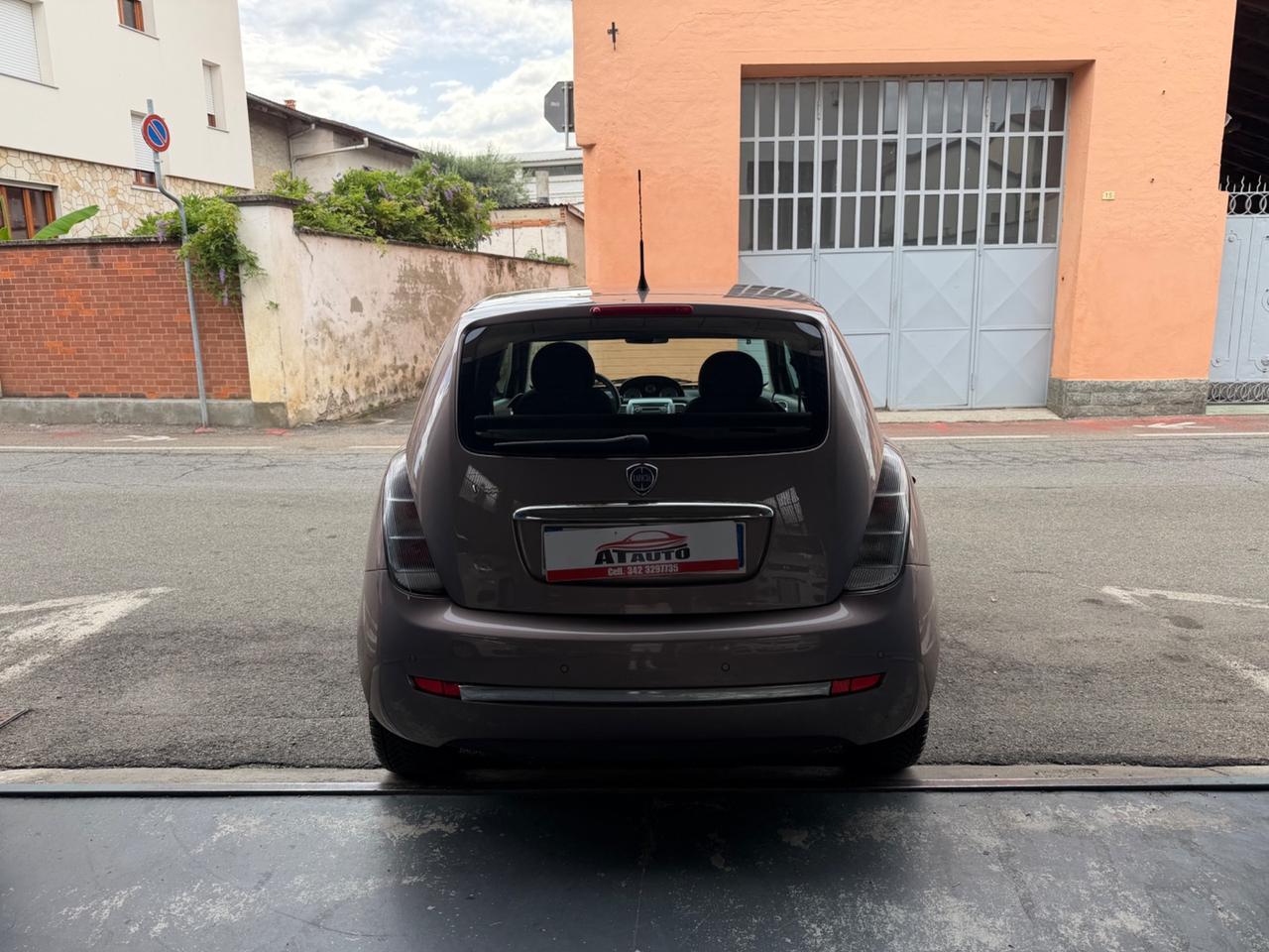 Lancia Ypsilon 1.4 Unyca Ecochic GPL