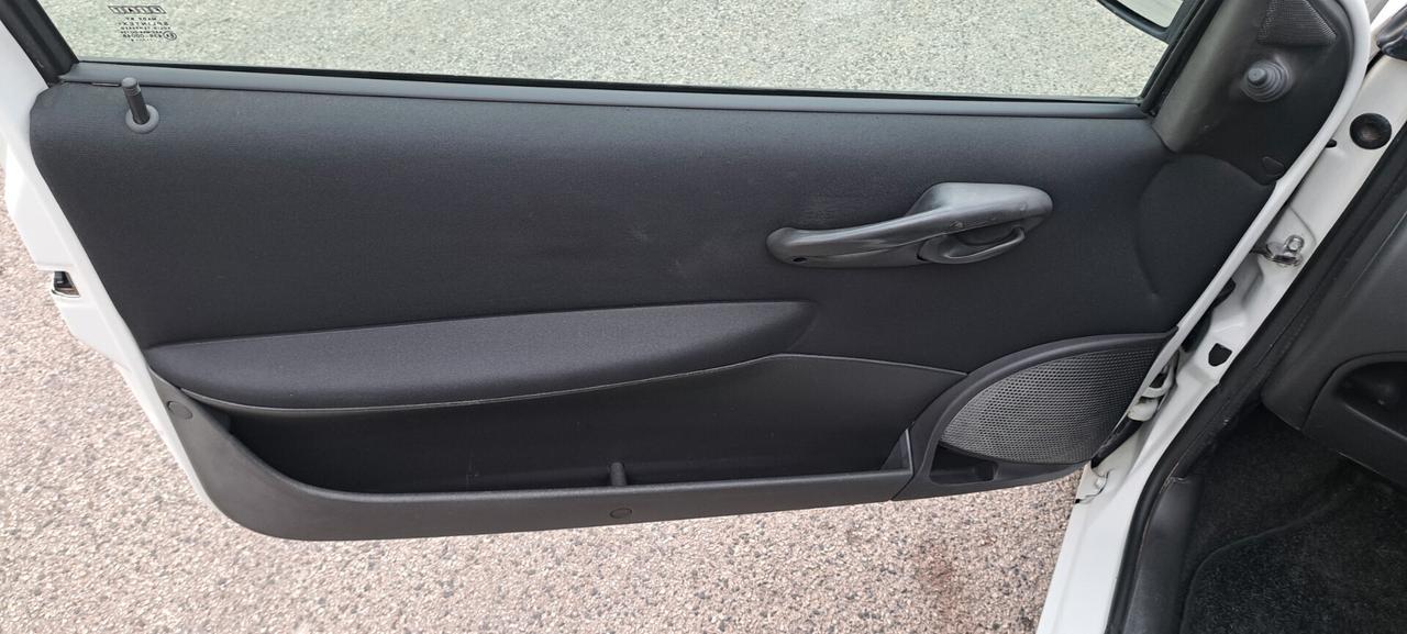 Fiat Punto 1.2 3 porte Active