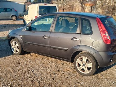 Ford Fiesta 1.2 16V 5p. Ghia