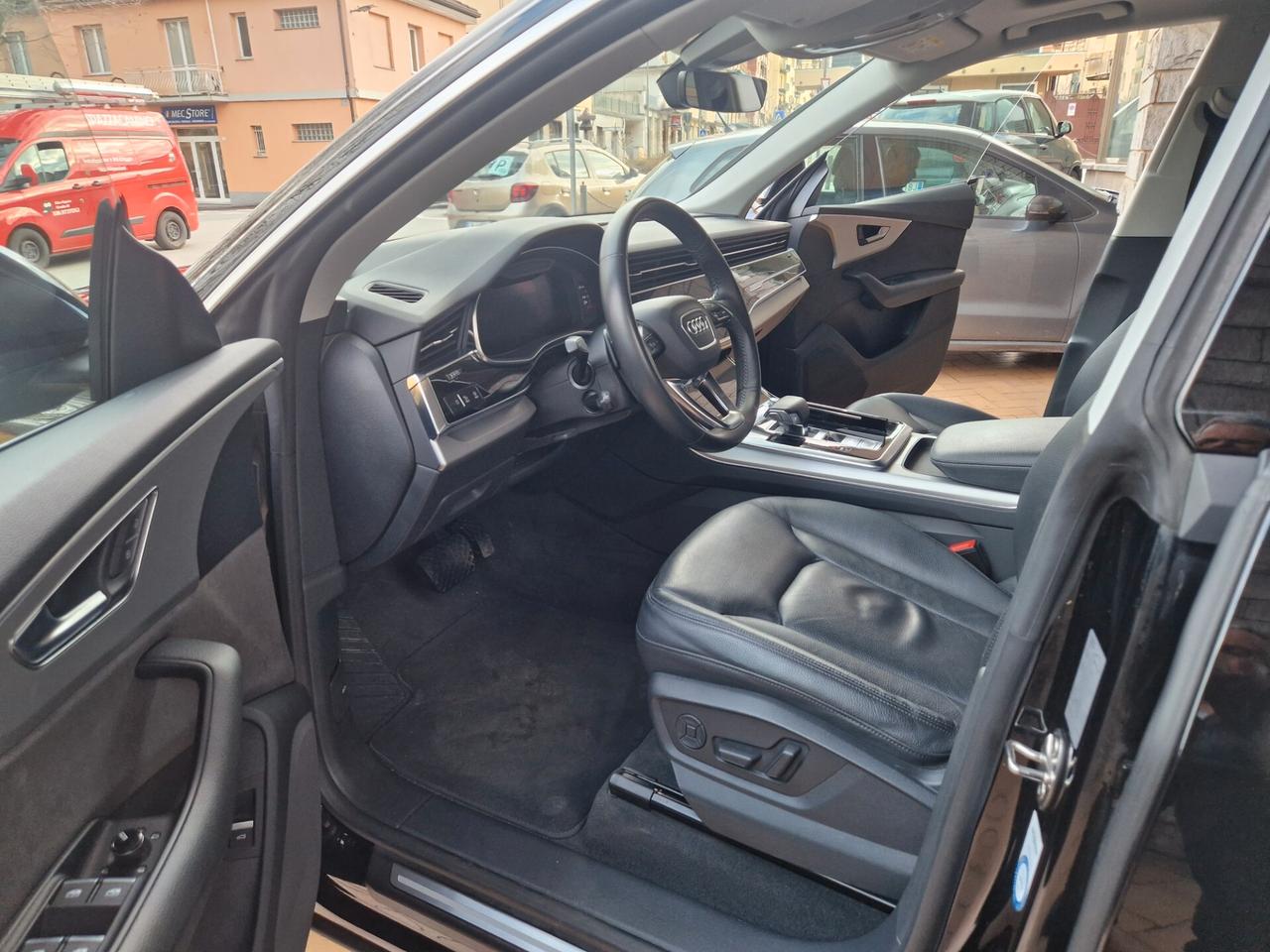 Audi Q8 50 TDI 286 CV quattro tiptronic 48.556 KM