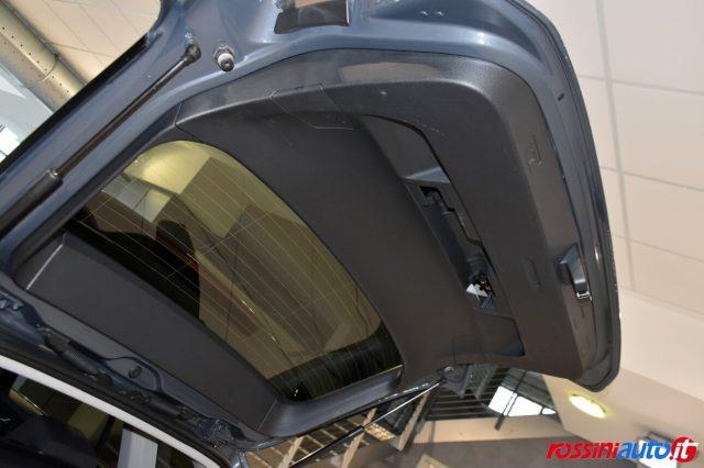 VOLKSWAGEN Golf Variant 2.0 TDI 116 CV STYLE + R17 VENTURA + REARVIEW