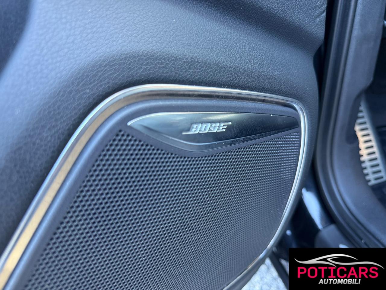 Audi Q3 Rs 2.5 TFSI quattro plus