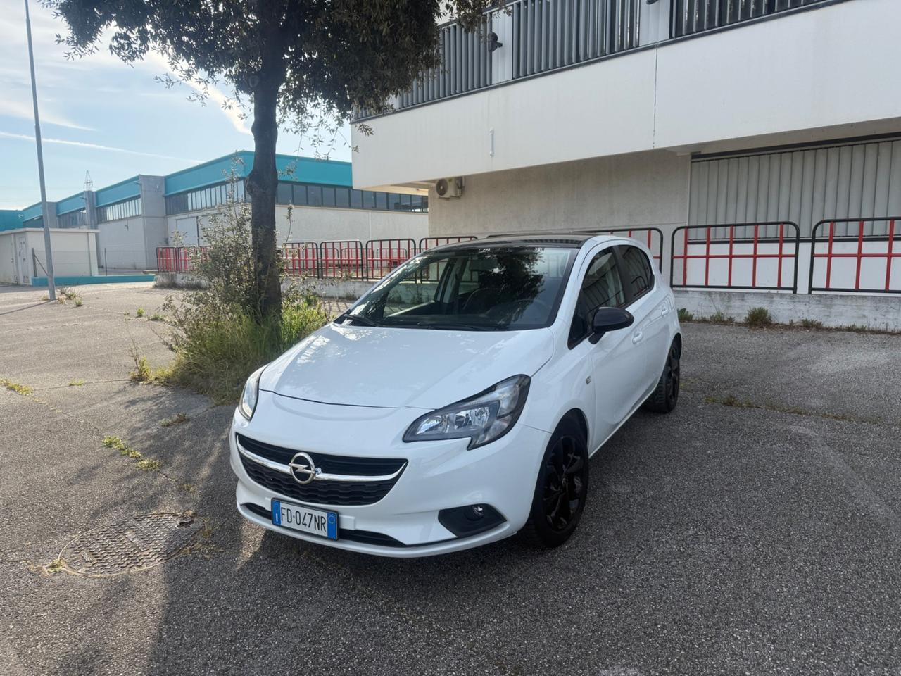 Opel Corsa 1.4 90CV GPL Tech 5 porte Cosmo 2016