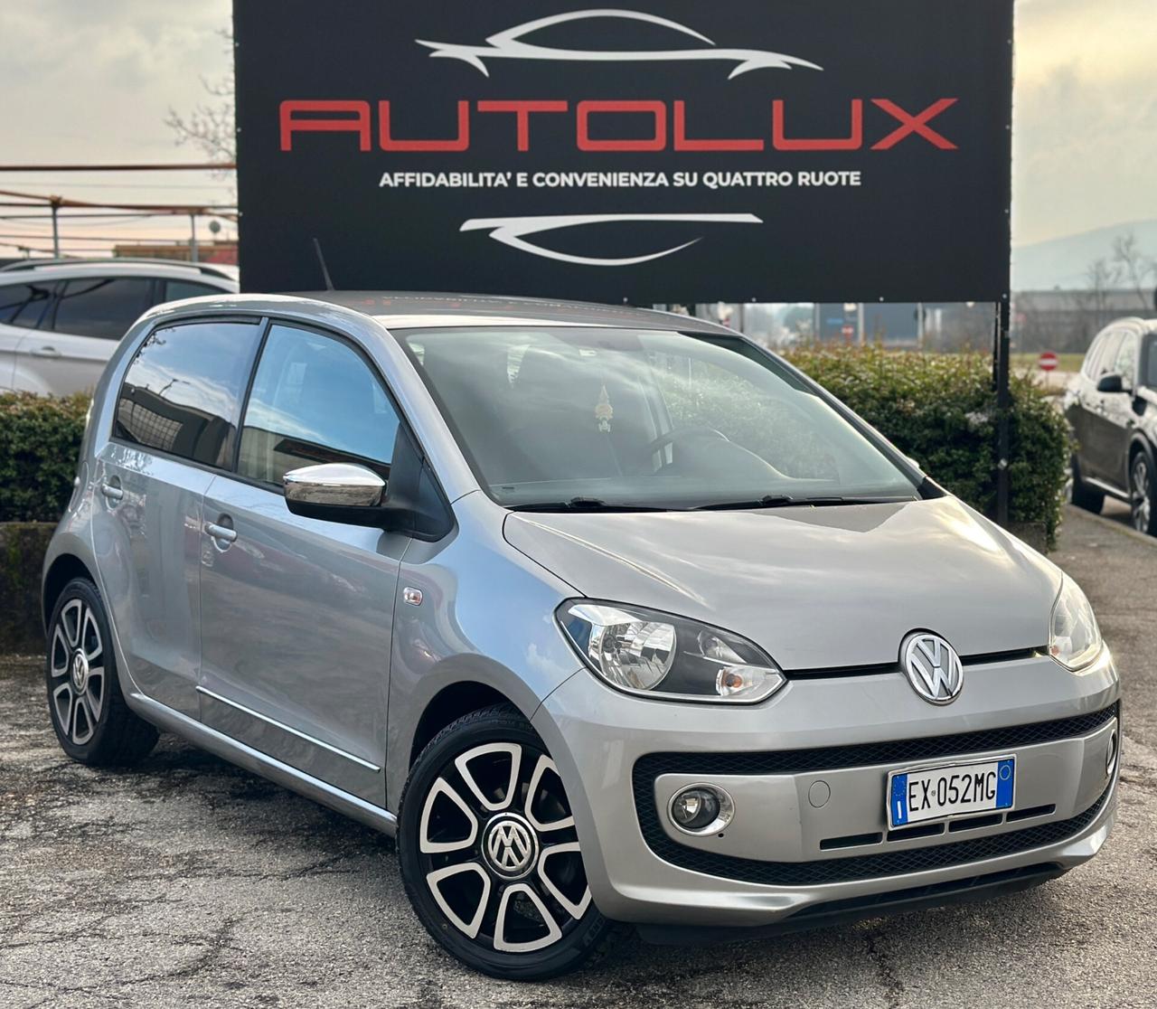 VOLKSWAGEN UP! 1.0 75 CV 5p. high up! 120.000KM OK NEOPATENTATI