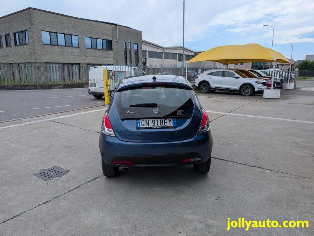 LANCIA Ypsilon 1.0 FireFly 5P S&S Hybrid Gold 5 posti - Ruotino