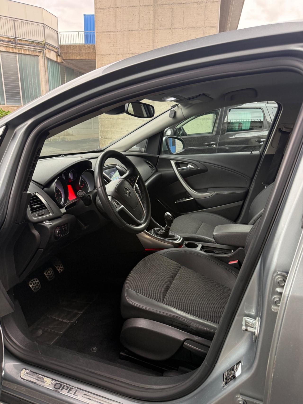 Opel Astra 1.4 100CV 5 porte GPL