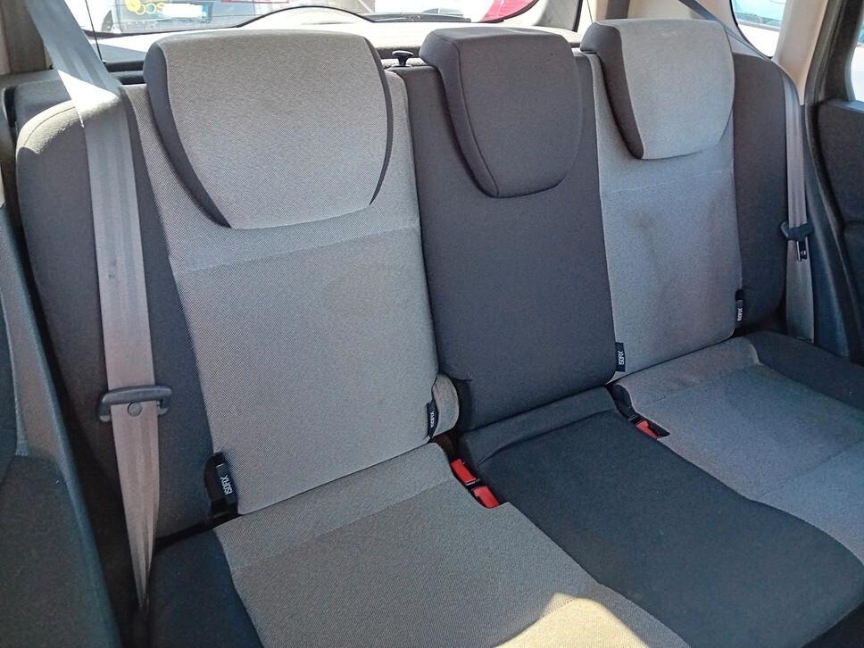 Renault Modus Grand 1.2 16V TCE