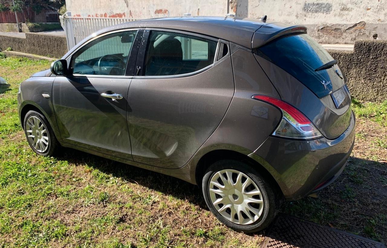 Lancia Ypsilon 1.3 MJT 16V 95 CV 5 porte S&S Gold