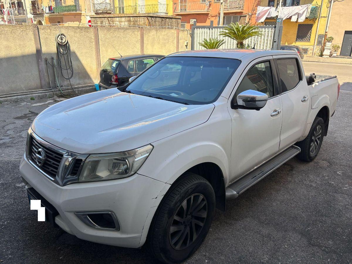 NISSAN Navara 2.5 dCI 4WD N1 autocarro