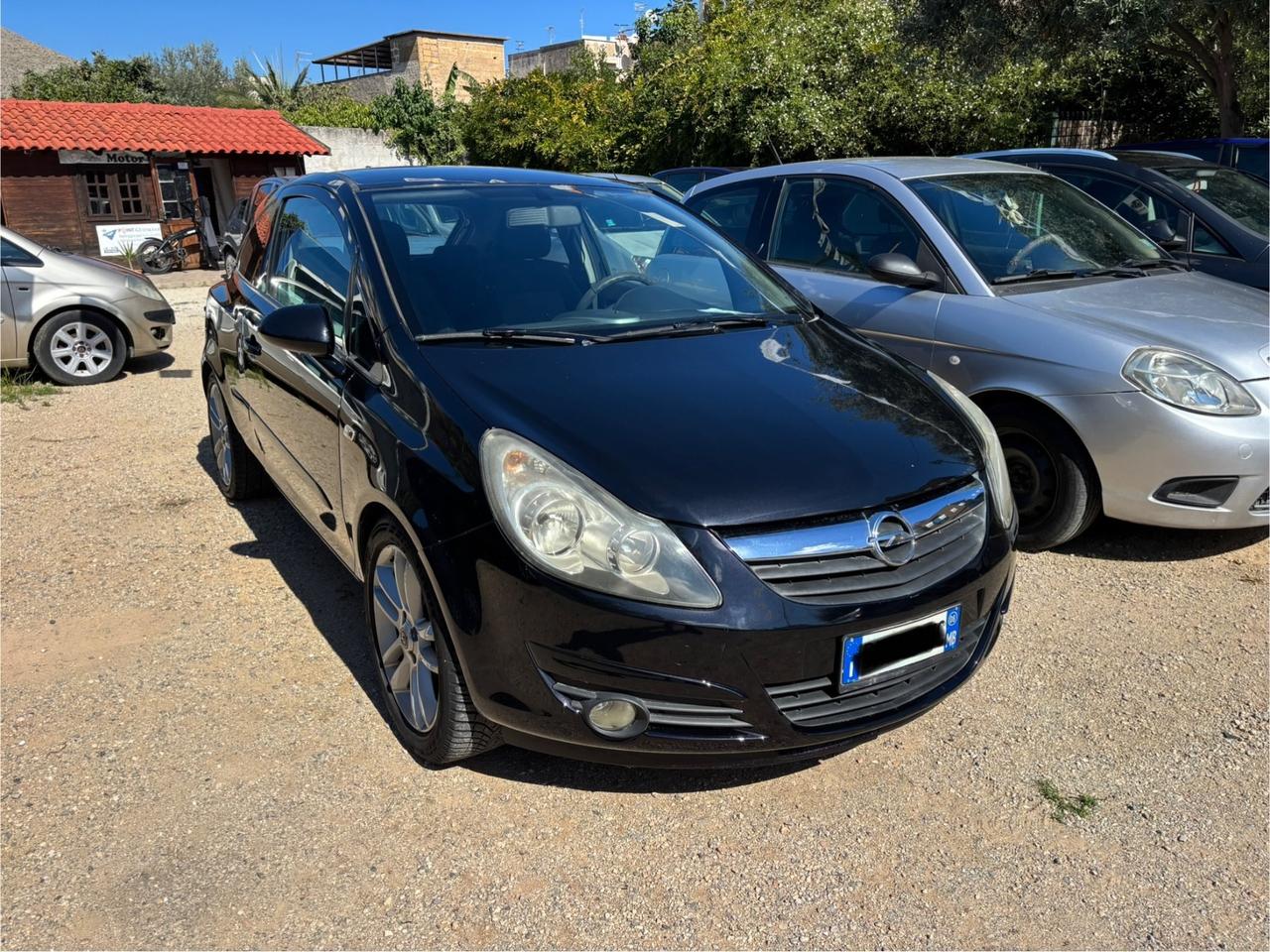 Opel Corsa 1.2 3 porte Club
