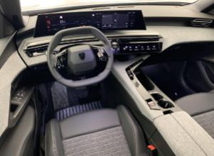 PEUGEOT 5008 Hybrid 145 e-DCS6 Allure IN PROMO con Panoramic P