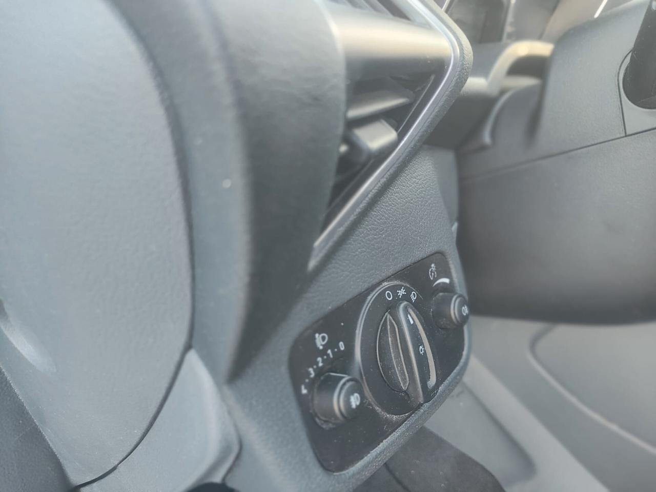 Ford C-Max 1.6 120CV GPL Titanium