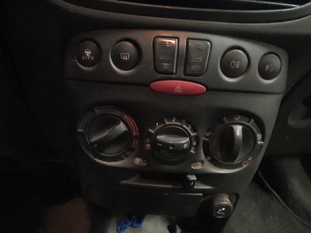 Fiat Punto 1.2 5p. Active Natural Power