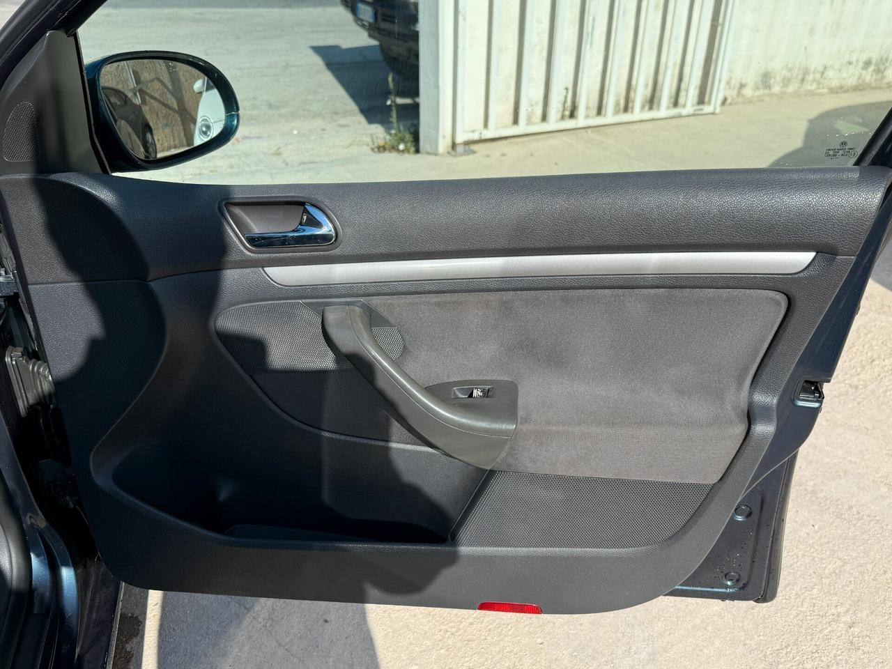 VOLKSWAGEN GOLF 5 2.0 TDI 140CV SPORTLINE - 2005