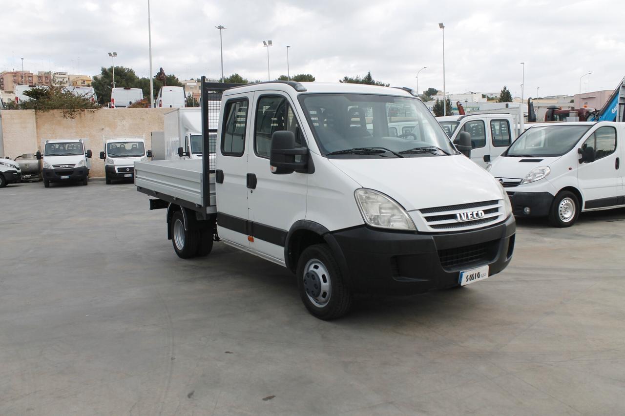 Iveco Daily 35C12 2.3 -DC- 7 POSTI CASSONE FISSO