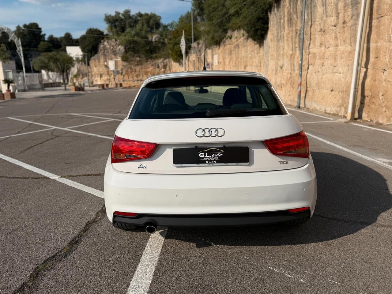Audi A1 SPB ADMIRED/1.4 TDI 90CV/NAVI/NEOPATENTATI
