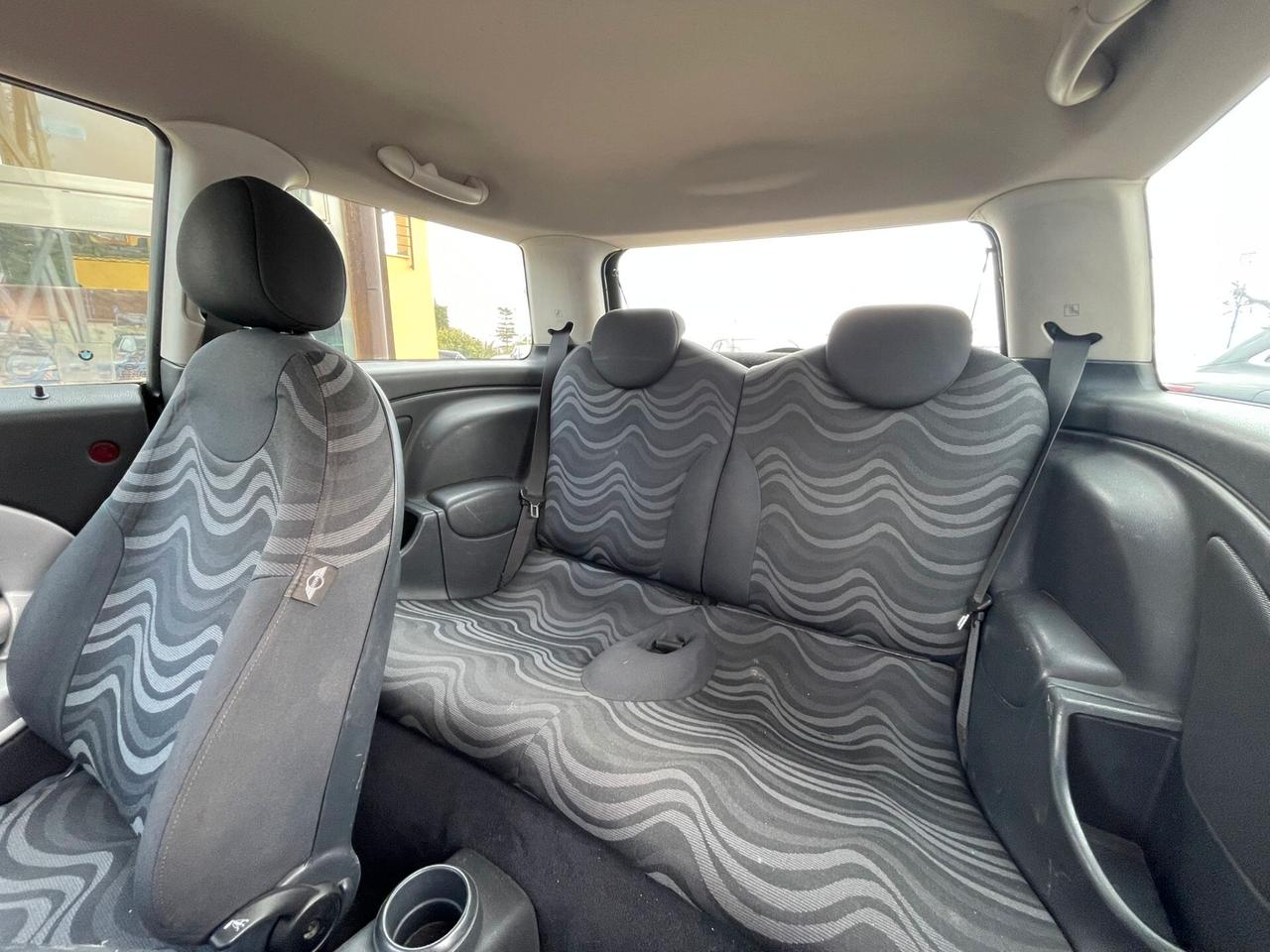 MINI ONE 1.6 B - 2004