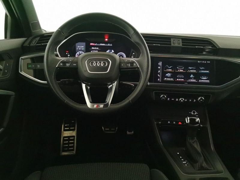 Audi Q3 35 2.0 tdi S line edition s-tronic