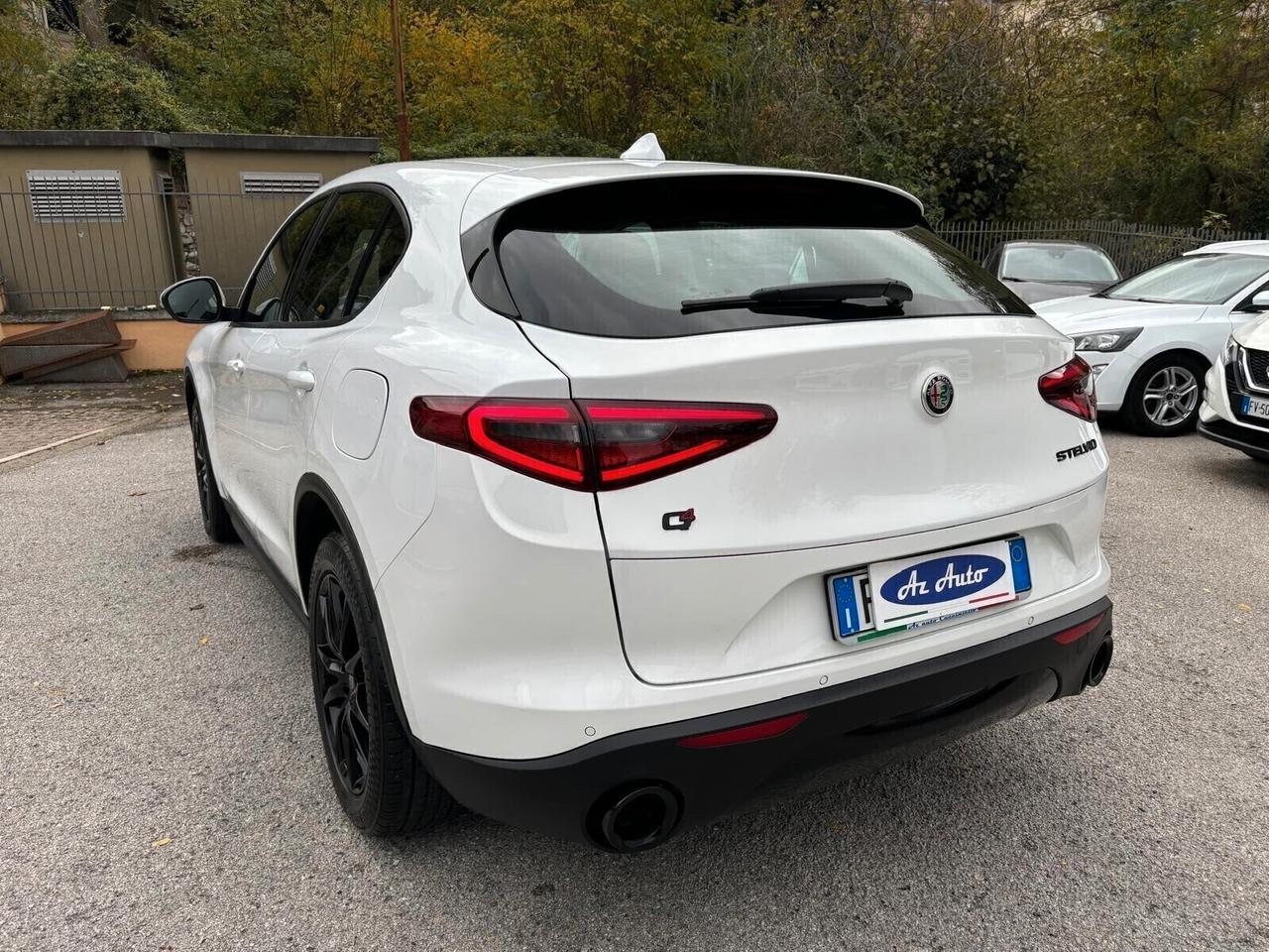 Alfa Romeo Stelvio 2.2 180 CV AT8 Q4 Executive FULL CARBON