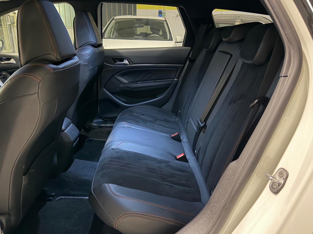 Peugeot 308 2.0 BlueHDi 180CV GT 2016 Euro 6