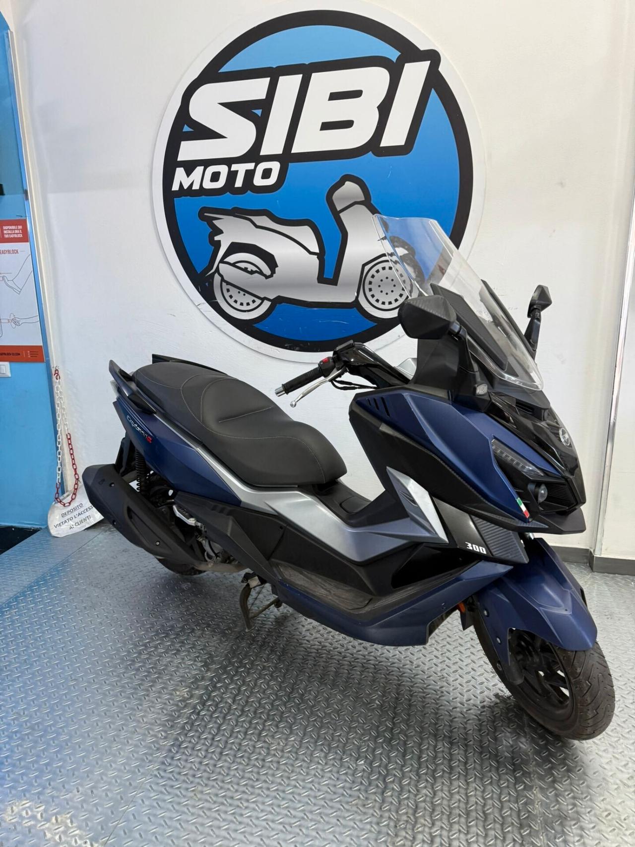 Sym Cruisym 300