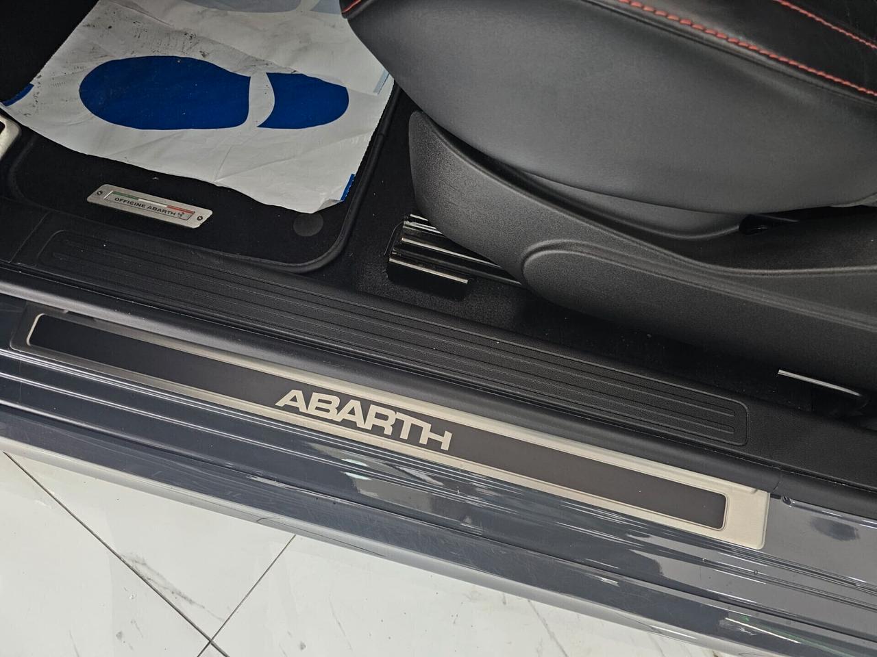 Abarth 695 1.4 Turbo T-Jet XSR Yamaha Limited Edition 532/695