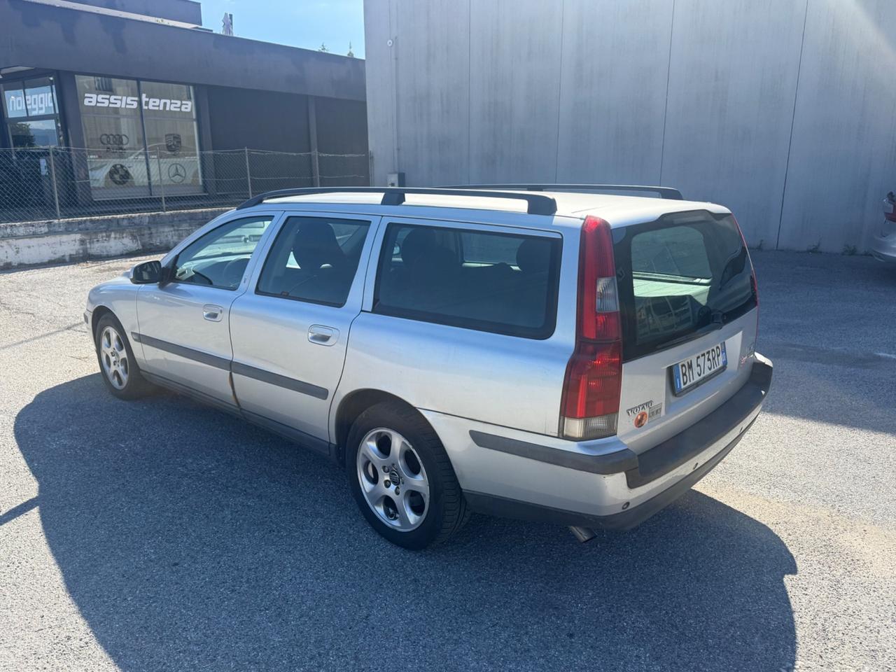 Volvo V70/XC70 V70 2.5 D cat Business
