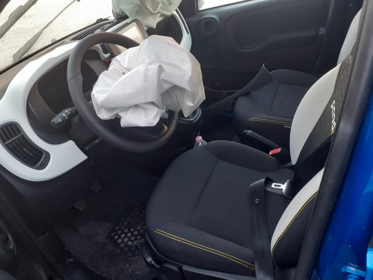 Fiat Panda 1.0 BENZINA IBRIDA ANNO 2025 SINISTRADA